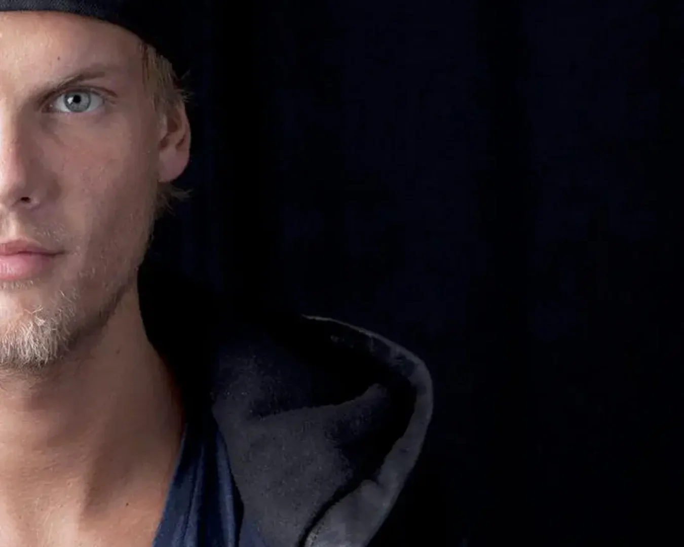 Lagu-lagu Avicii melonjak di Spotify setelah rilis dokumenter *I’m Tim* di Netflix, membuktikan warisan musiknya yang abadi.