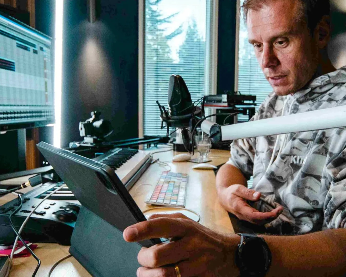 dancesignal dance signal armin