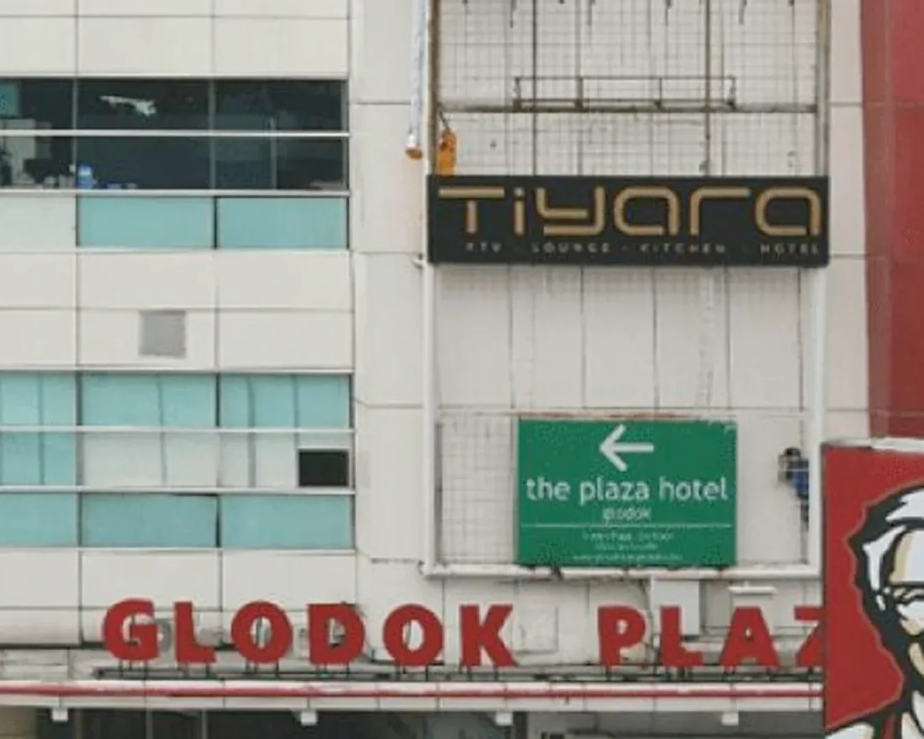 DanceSignal-2025-28-tiyara-web DanceSignal Tiara Tiyara Glodok Kebakaran